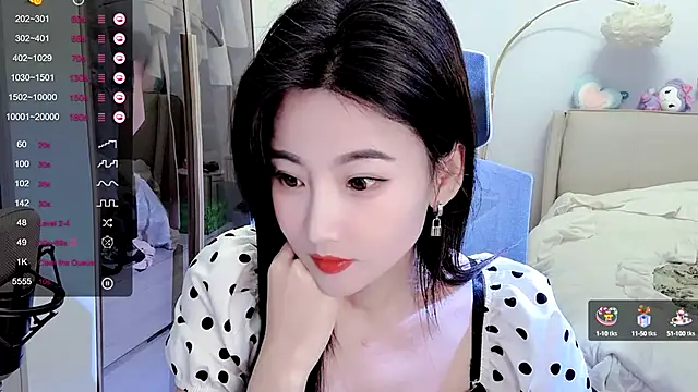 Snapshot of FeiFei-babe chatting on January 10, 2025, 2:34 pm FeiFei-babe online show from January 10, 2025, 2:34 pm