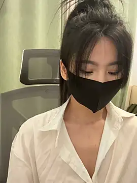Snapshot of FeiFei-babe chatting on January 22, 2025, 8:59 pm FeiFei-babe online show from January 22, 2025, 8:59 pm