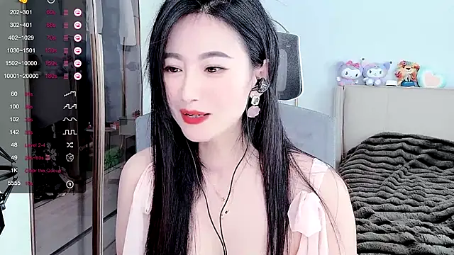 Snapshot of FeiFei-babe chatting on February 8, 2025, 7:15 am FeiFei-babe online show from February 8, 2025, 7:15 am