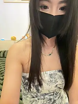 Snapshot of FeiFei-babe chatting on March 6, 2025, 4:38 pm FeiFei-babe online show from March 6, 2025, 4:38 pm