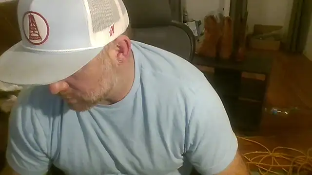 Snapshot of poundyouout69 chatting on March 5, 2026, 3:02 am poundyouout69 online show from March 5, 2026, 3:02 am