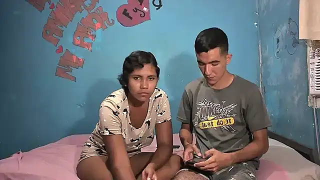 Sweetiefoxxx online show from January 22, 2025, 2:14 pm