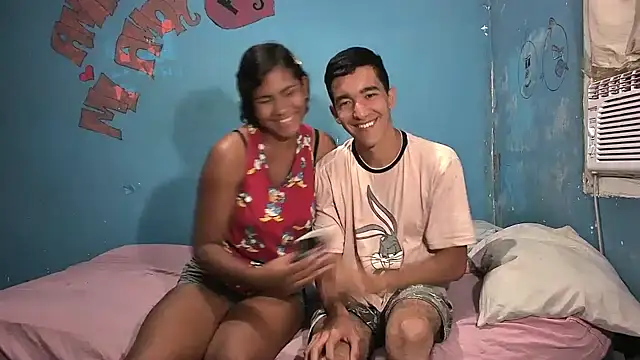 Sweetiefoxxx online show from February 15, 2025, 8:11 pm