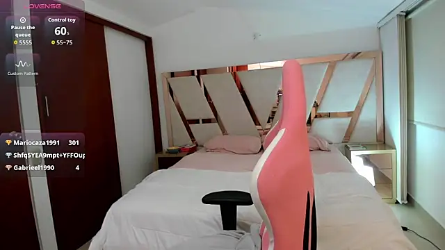 Snapshot of emma_lopes chatting on February 3, 2026, 3:04 am emma lopes online show from February 3, 2026, 3:04 am