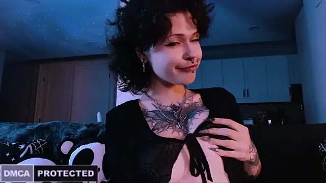 Snapshot of NaughtyLittleFox chatting on February 5, 2026, 2:49 am NaughtyLittleFox online show from February 5, 2026, 2:49 am