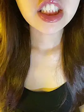 minmin2kk5 online show from May 3, 2026, 4:13 pm