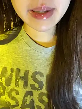 minmin2kk5 online show from May 9, 2026, 1:33 am