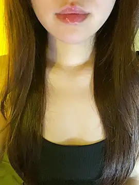 minmin2kk5 online show from May 9, 2026, 4:23 pm