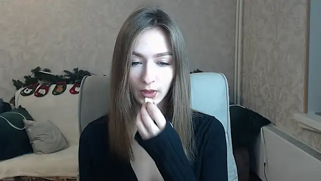 Snapshot of FlorenceDays chatting on January 24, 2025, 1:13 am FlorenceDays online show from January 24, 2025, 1:13 am