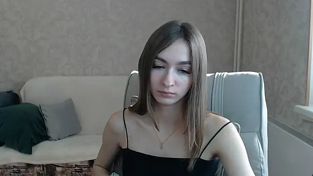 Snapshot of FlorenceDays chatting on March 22, 2025, 10:06 am FlorenceDays online show from March 22, 2025, 10:06 am