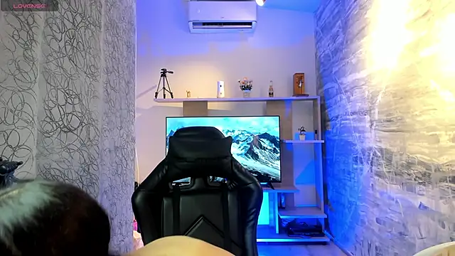 Snapshot of saracaball_ chatting on February 22, 2026, 4:57 am saracaball online show from February 22, 2026, 4:57 am