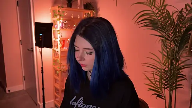 Snapshot of _vixenp chatting on January 15, 2026, 7:17 pm vixenp online show from January 15, 2026, 7:17 pm