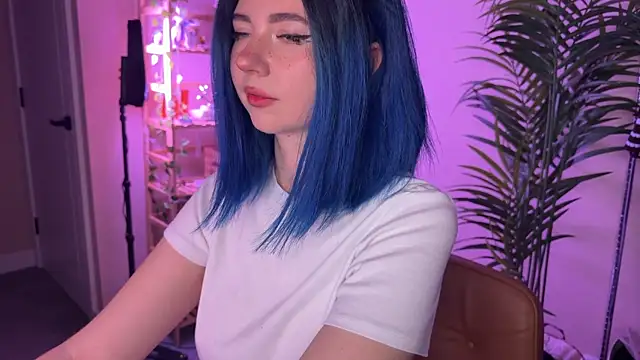 Snapshot of _vixenp chatting on February 13, 2026, 7:32 pm vixenp online show from February 13, 2026, 7:32 pm