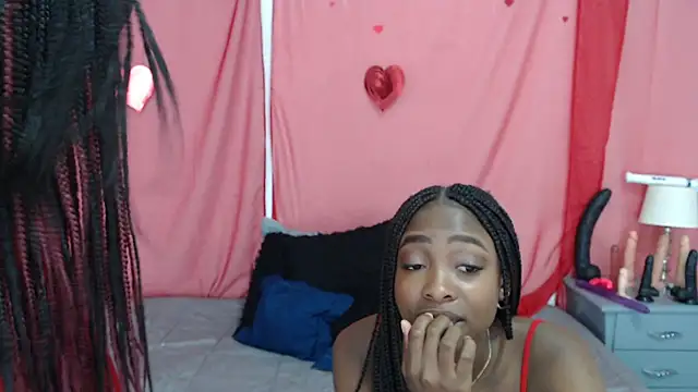 Snapshot of Nicole_Colette_ chatting on March 10, 2025, 12:15 pm Nicole Colette online show from March 10, 2025, 12:15 pm