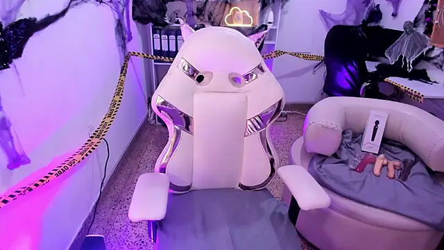 katya nt online show from October 30, 2025, 1:34 pm