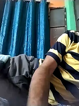 Snapshot of ALWAYSHORNYDADDY chatting on January 21, 2025, 8:32 pm ALWAYSHORNYDADDY online show from January 21, 2025, 8:32 pm