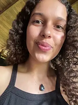 Snapshot of Rati_Curly chatting on February 10, 2026, 7:07 pm Rati Curly online show from February 10, 2026, 7:07 pm