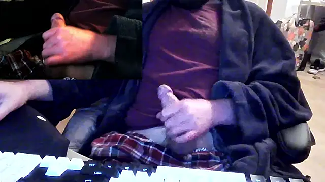 Snapshot of anontraveller chatting on December 14, 2025, 1:44 am anontraveller online show from December 14, 2025, 1:44 am