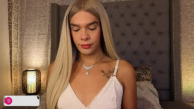 Shantal Joness online show from October 1, 2025, 9:54 pm