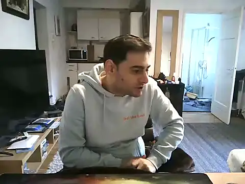 mihaimichael online show from March 3, 2025, 3:20 pm