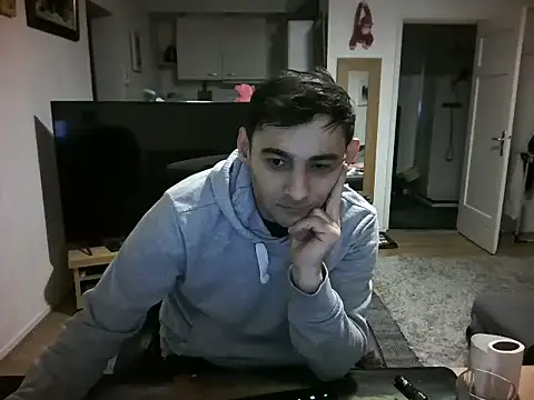 mihaimichael online show from March 15, 2025, 11:39 pm