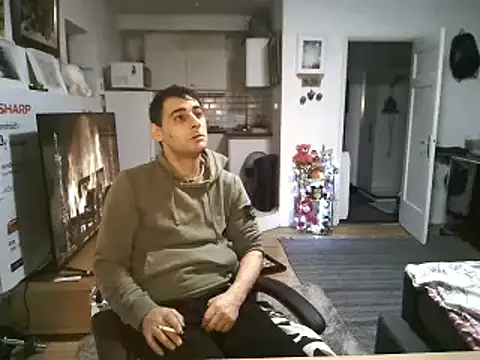 mihaimichael online show from October 14, 2025, 7:03 pm