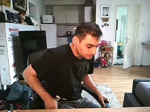 mihaimichael online show from November 10, 2025, 2:16 pm