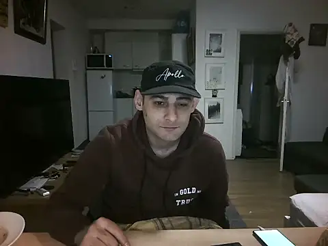mihaimichael online show from May 18, 2026, 11:54 pm