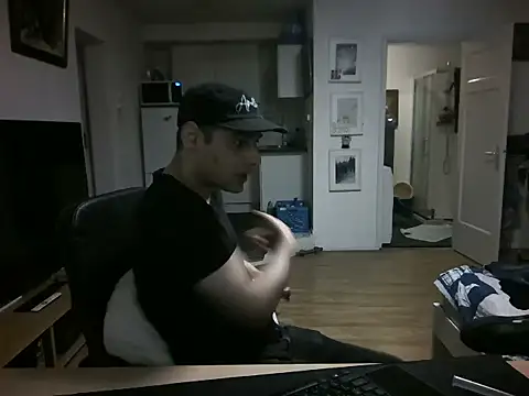 mihaimichael online show from May 22, 2026, 10:26 pm