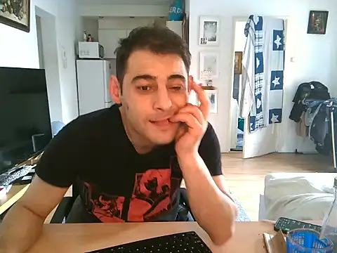 mihaimichael online show from May 29, 2026, 12:47 pm