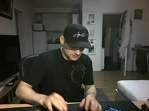 mihaimichael online show from May 30, 2026, 9:34 pm