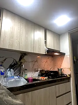 Herem369 online show from October 29, 2025, 10:11 pm