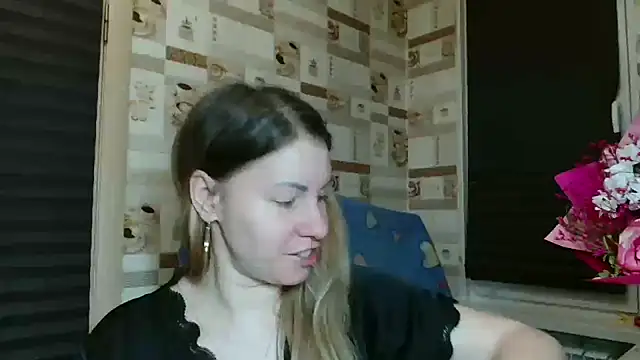 TherestlessKitty online show from February 9, 2026, 10:25 pm