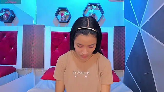 Karoll014 online show from September 16, 2025, 11:55 am