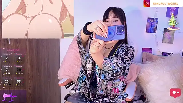 mikuru hara online show from December 22, 2024, 2:49 am