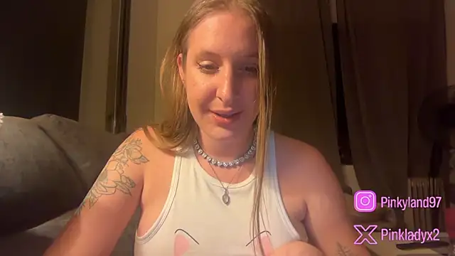 Pinkyladyxxx online show from May 16, 2026, 12:18 am
