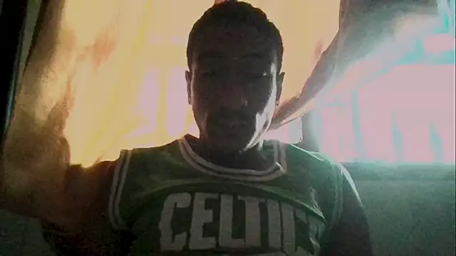 Snapshot of Jose_Smoke chatting on February 24, 2025, 8:03 pm Jose Smoke online show from February 24, 2025, 8:03 pm