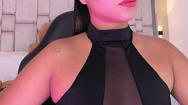 Snapshot of Marilyn-Cooper chatting on January 19, 2025, 9:55 am Marilyn-Cooper online show from January 19, 2025, 9:55 am