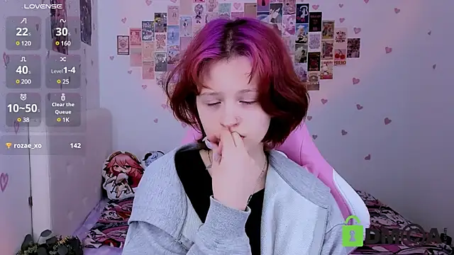 Snapshot of Alina_Mills chatting on December 4, 2024, 2:15 pm Alina Mills online show from December 4, 2024, 2:15 pm