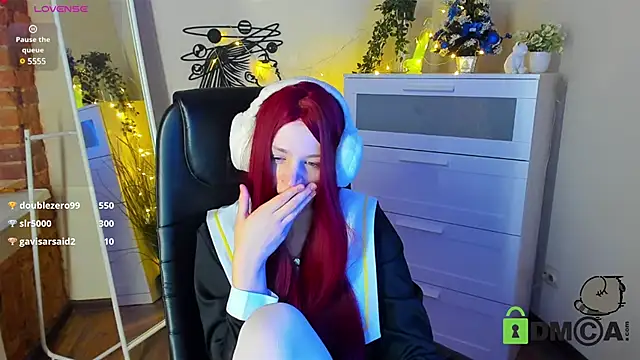 Snapshot of Alina_Mills chatting on December 23, 2024, 1:24 pm Alina Mills online show from December 23, 2024, 1:24 pm