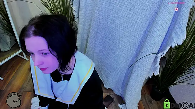 Snapshot of Alina_Mills chatting on March 11, 2025, 4:40 pm Alina Mills online show from March 11, 2025, 4:40 pm