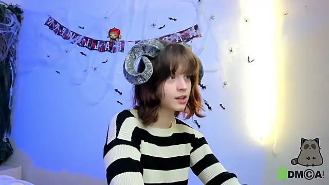 Alina Mills online show from October 27, 2025, 8:51 am