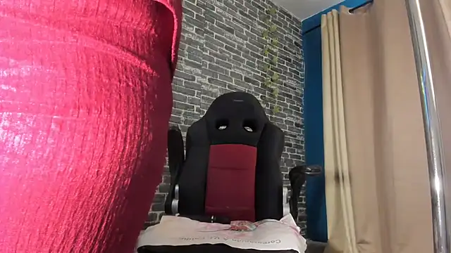 Snapshot of iam_samy_ chatting on October 9, 2025, 11:30 am iam samy online show from October 9, 2025, 11:30 am