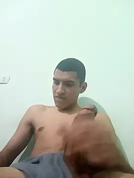 Snapshot of Rogersmit2 chatting on February 27, 2025, 3:14 am Rogersmit2 online show from February 27, 2025, 3:14 am