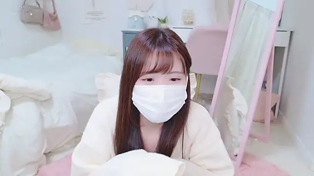 Snapshot of Sayuringo_ chatting on January 7, 2025, 1:46 pm Sayuringo online show from January 7, 2025, 1:46 pm