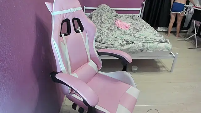 Snapshot of Lika8234 chatting on October 31, 2025, 12:44 am Lika8234 online show from October 31, 2025, 12:44 am