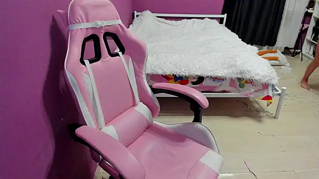 Snapshot of Lika8234 chatting on January 8, 2026, 12:46 am Lika8234 online show from January 8, 2026, 12:46 am