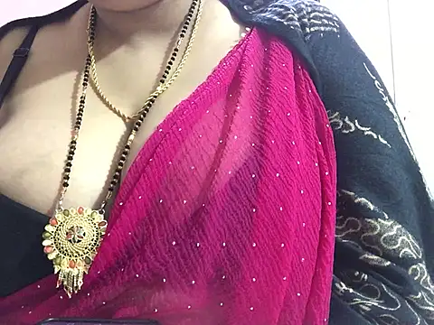 Snapshot of Desi_bhabhiii chatting on January 8, 2025, 8:38 am Desi bhabhiii online show from January 8, 2025, 8:38 am