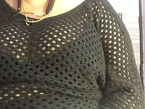 Snapshot of Desi_bhabhiii chatting on February 2, 2025, 8:57 am Desi bhabhiii online show from February 2, 2025, 8:57 am