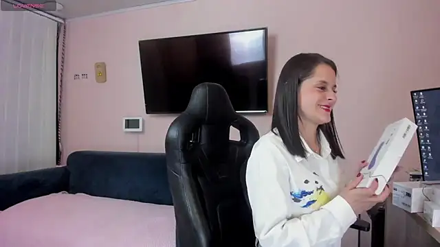 Alice milf  online show from February 1, 2025, 11:21 am